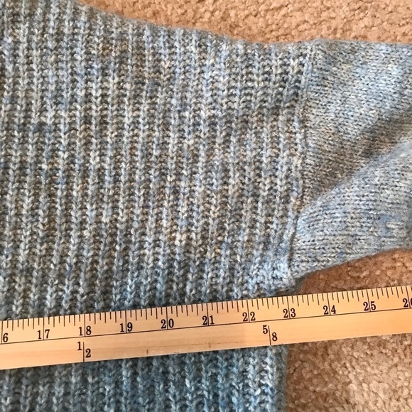 RUBY MOON Lrg Blue Cropped Distressed Sweater - Picture 6 of 8